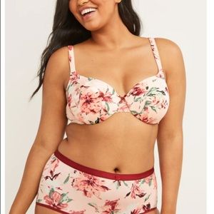 True Embrace Lightly Lined T-Shirt Bra